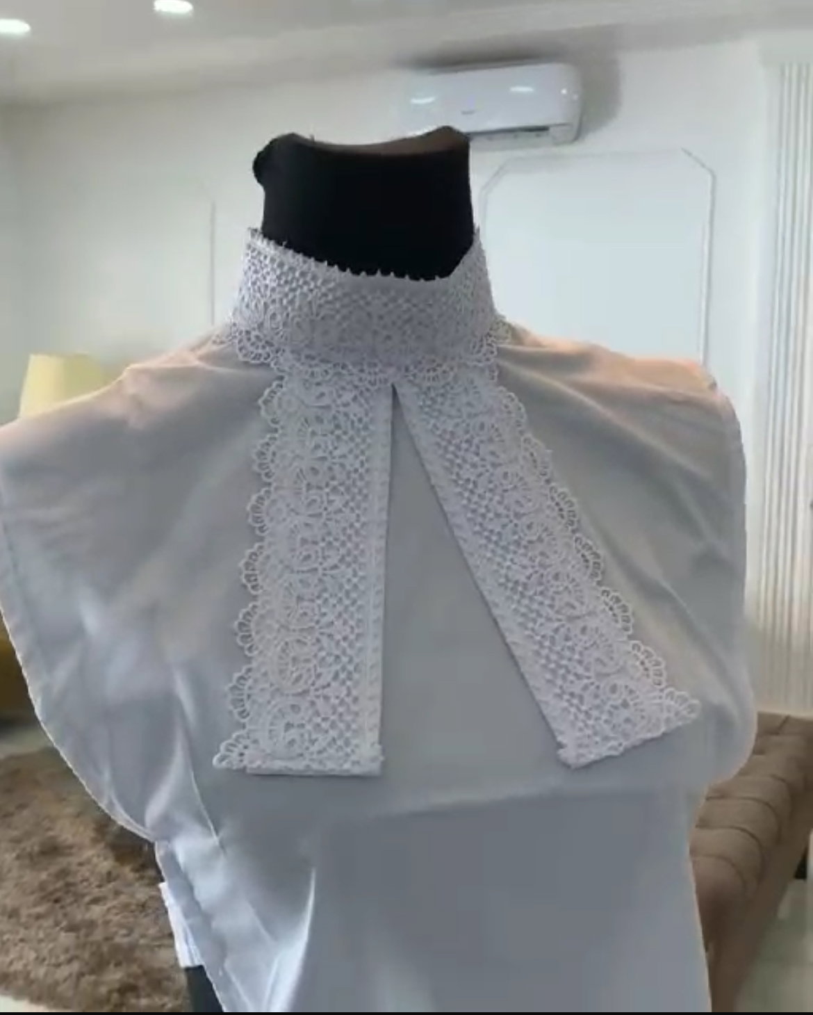 Imperial Collarette 