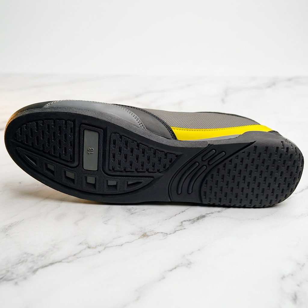 UNLTD Sneakers US13(EU47)_2