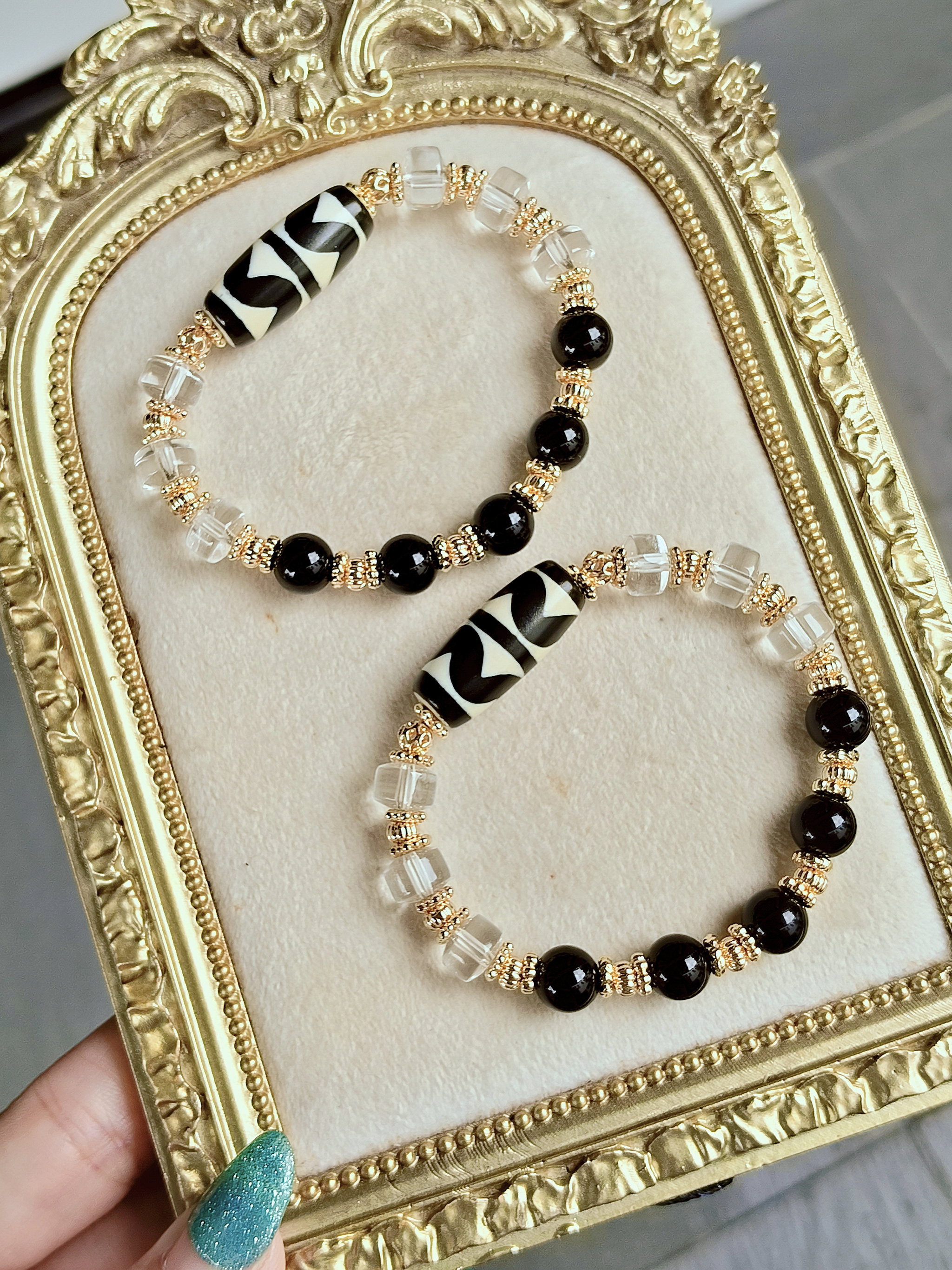 Double Tiger Tooth Bracelet_3
