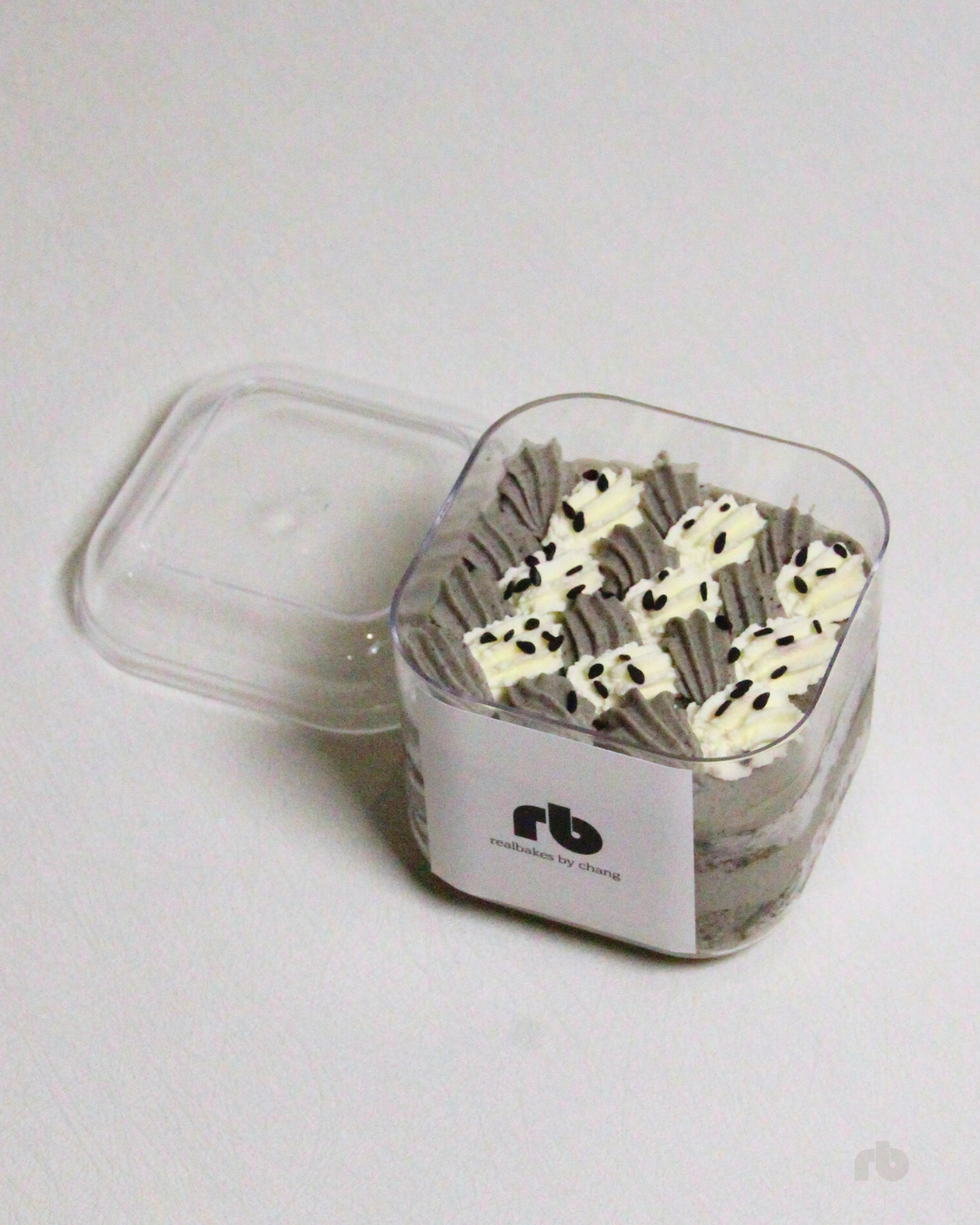 Regular Assorted Mini Cakes (Box of 6)_2