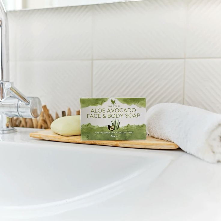 Savon ALOE AVOCADO (Face and Body)_2