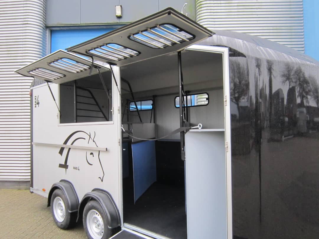 Cheval Liberté MAXI 4_6