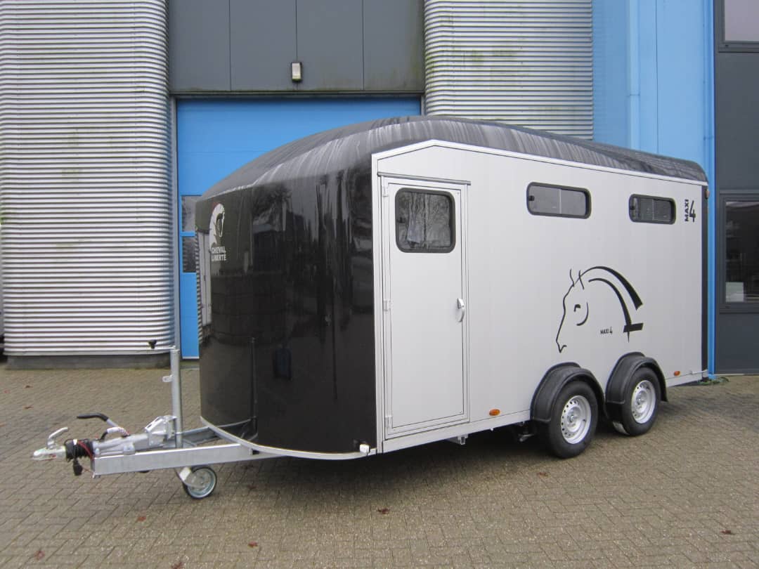 Cheval Liberté MAXI 4_0