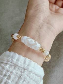3 Eye Vajra • Wealth