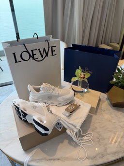 Sapatilhas Loewe x ON