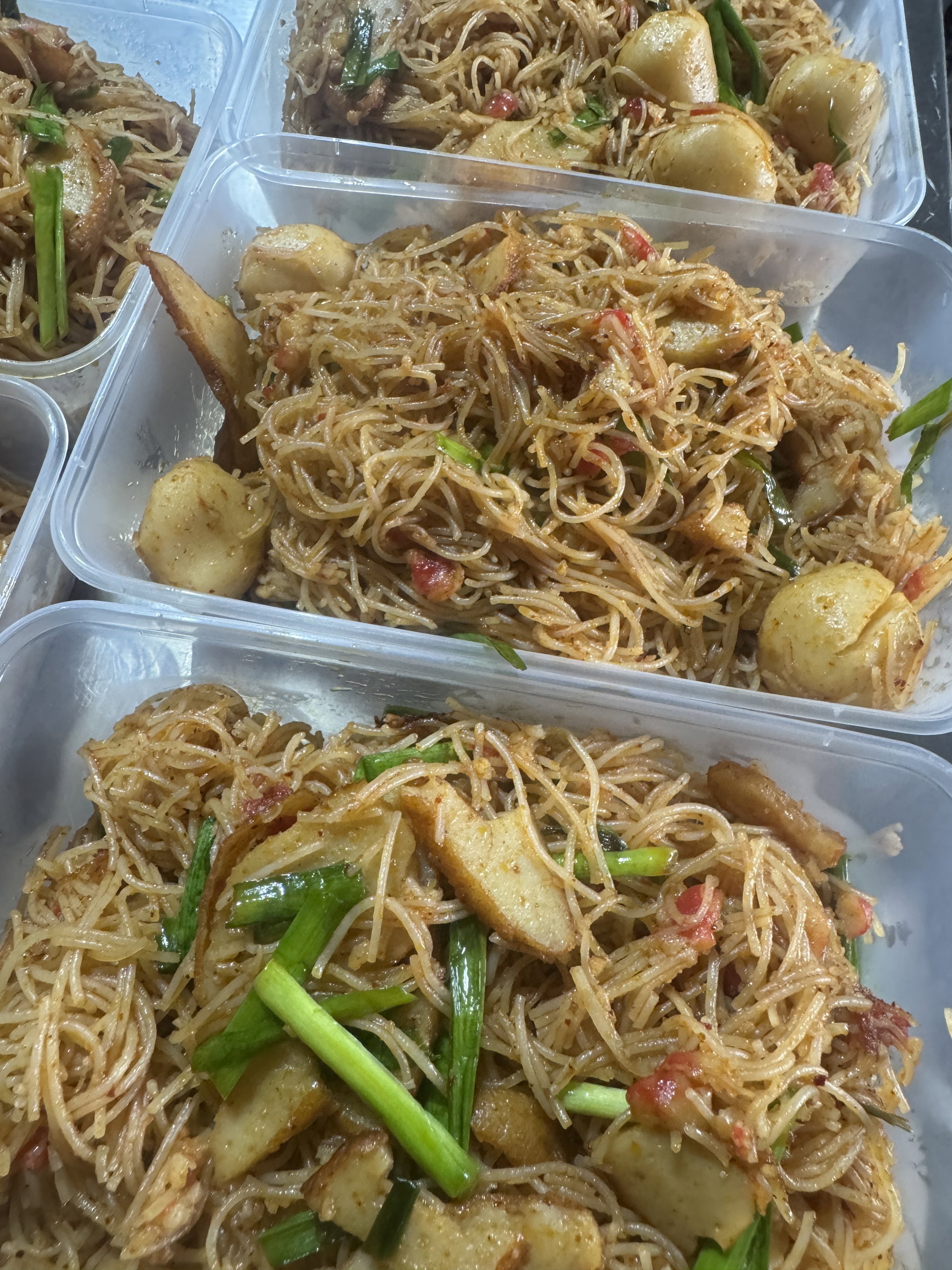 Fried Mee Hoon Tom Tum Prawn_1