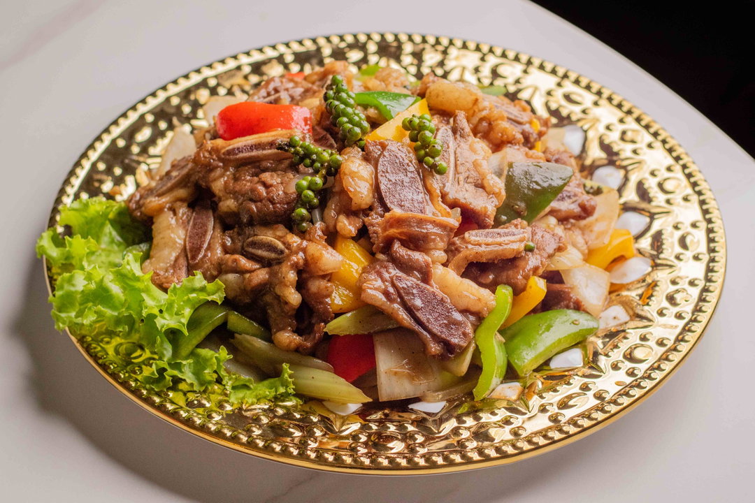 ឆាឆ្អឹងជំនីគោអូស្ត្រាលីម្រេចខ្ចី - កម្មវិធី