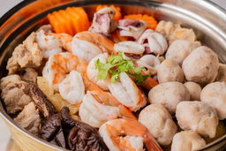 ឆ្នាំងភ្លើងពិសេស - កម្មវិធី