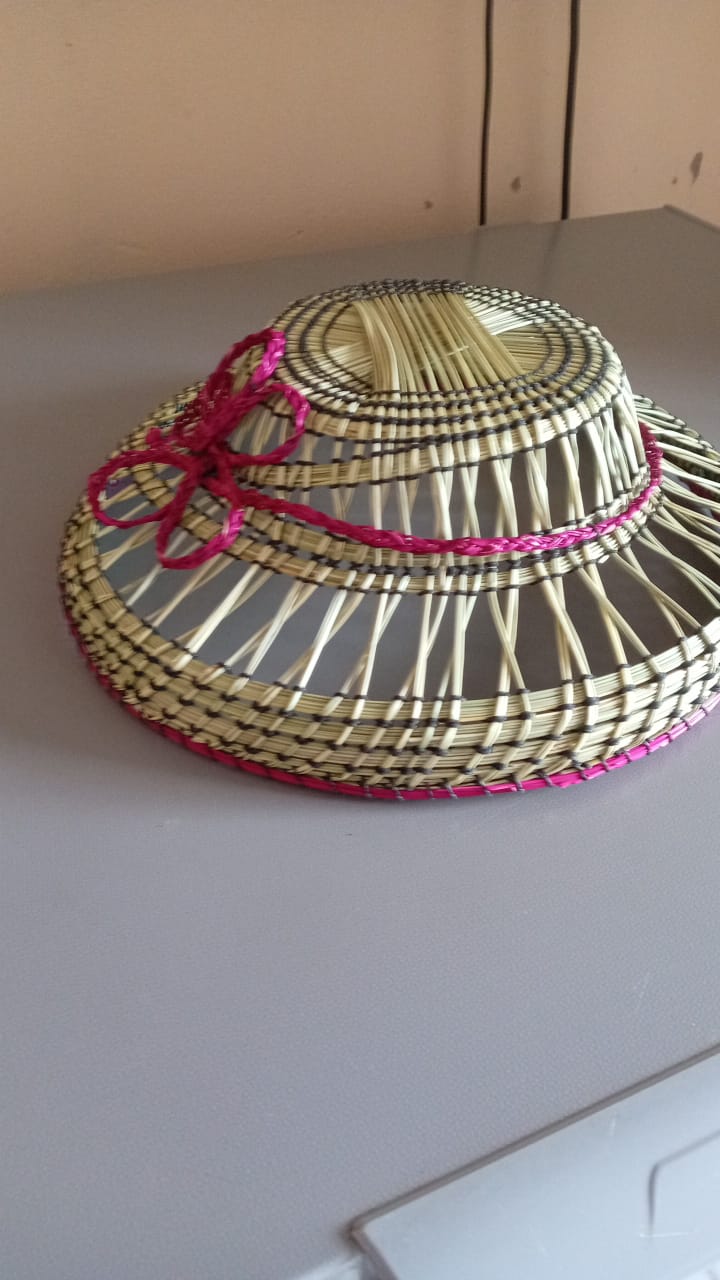 Womens weaved hats_3