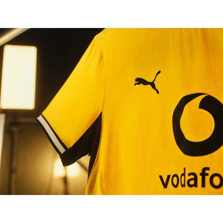 Borussia Dortmund F.C Puma ULTRAWEAVE Kit 26/27_2