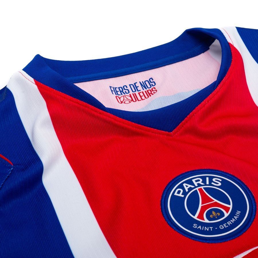Paris Saint-Germain F.C Nike AEROFIT Kit 26/27_1