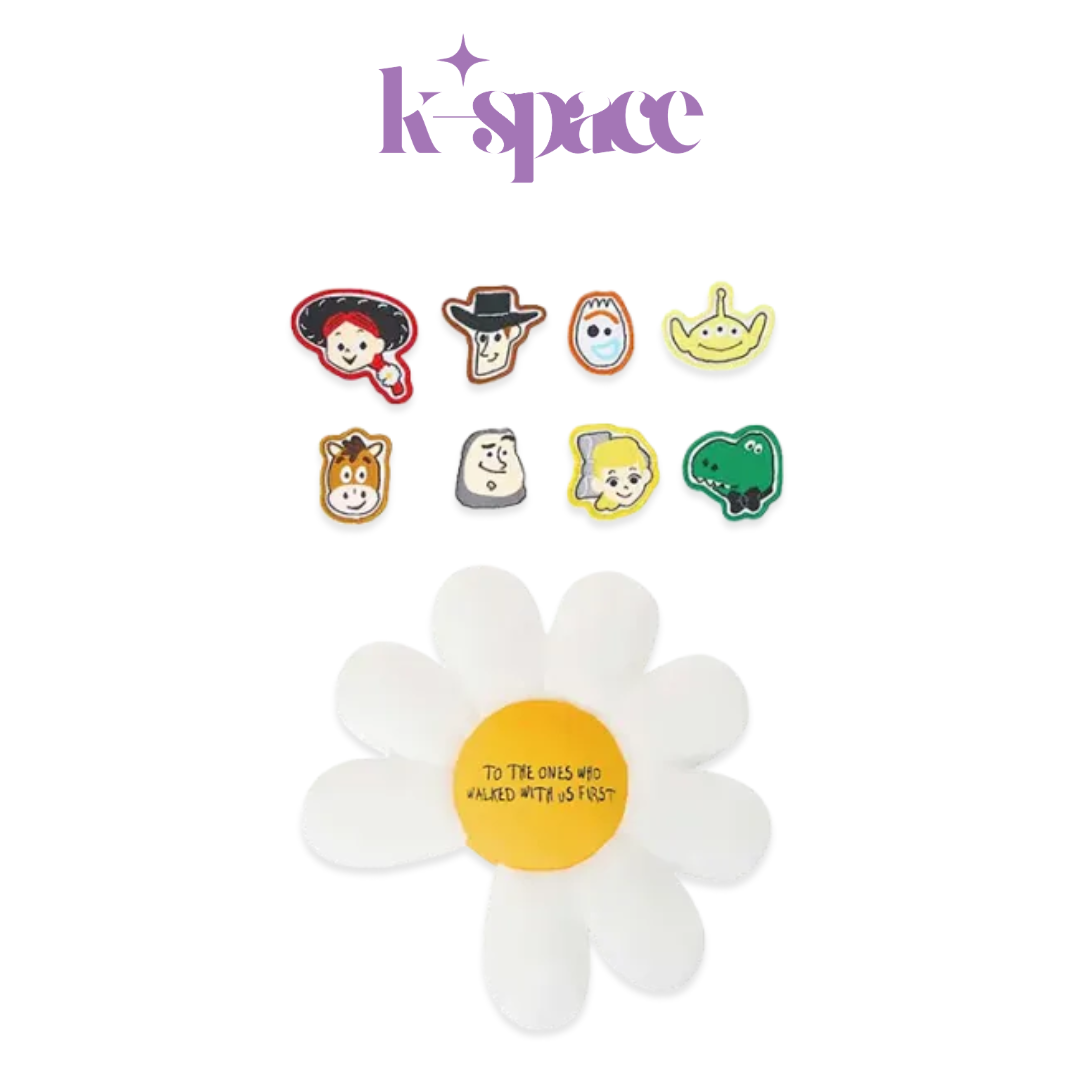 Peaceminusone x Toy Story First Fan - Daisy Cushion_1