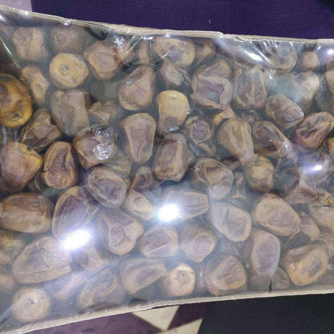 تمر قصيم سعودي رطب نص جاف سكري