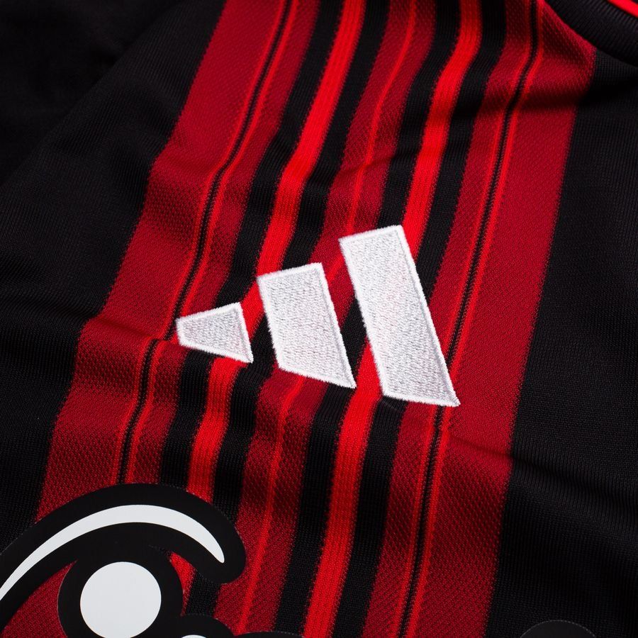 Eintracht Frankfurt F.C Adidas ClimaCool+ Kit 26/27_3