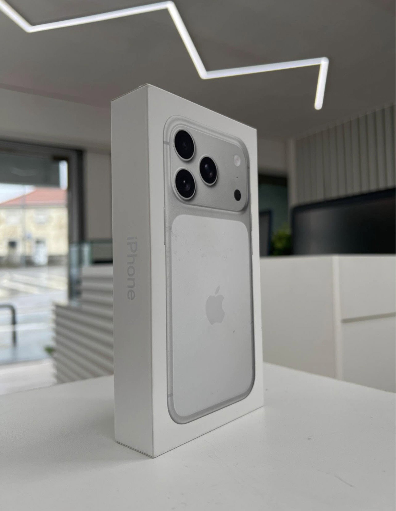 iPhone 17 pro _1