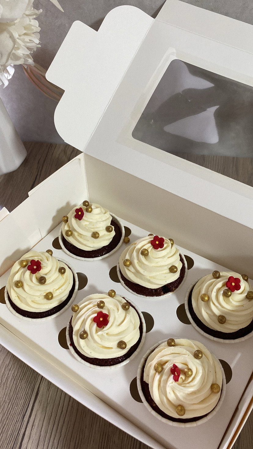 Red Velvet Cupcakes_0