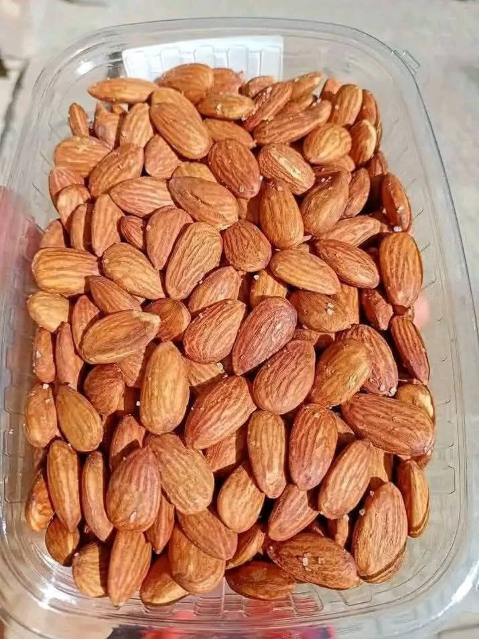 Almonds_0