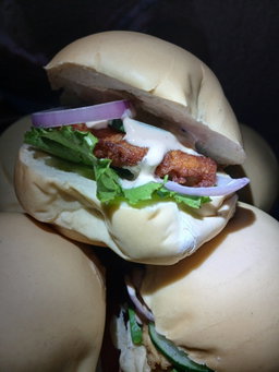 Chicken sandwich 