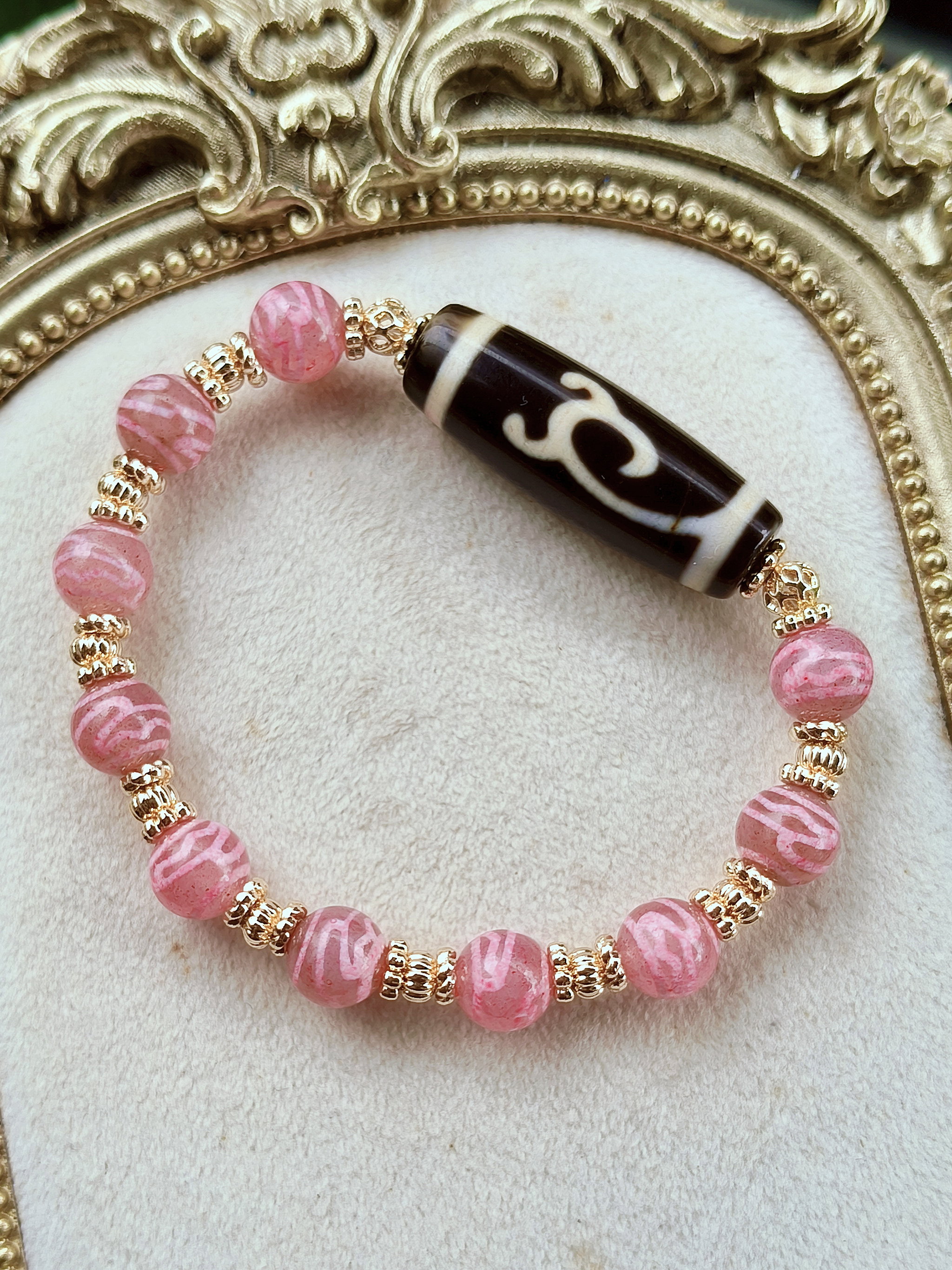 Green Tara × Lotus Bracelet_2