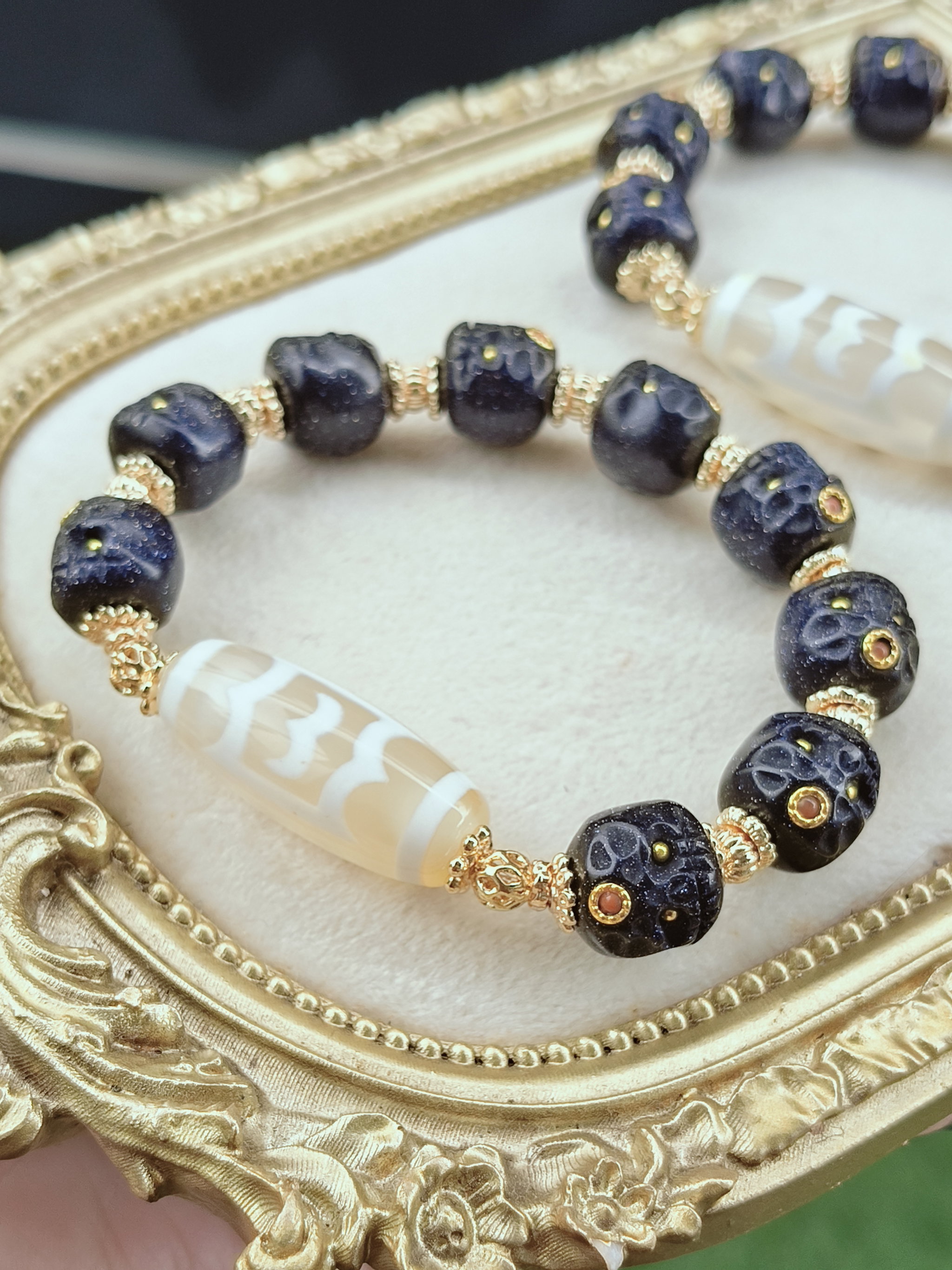 Garuda × Chitipati Bracelet _1