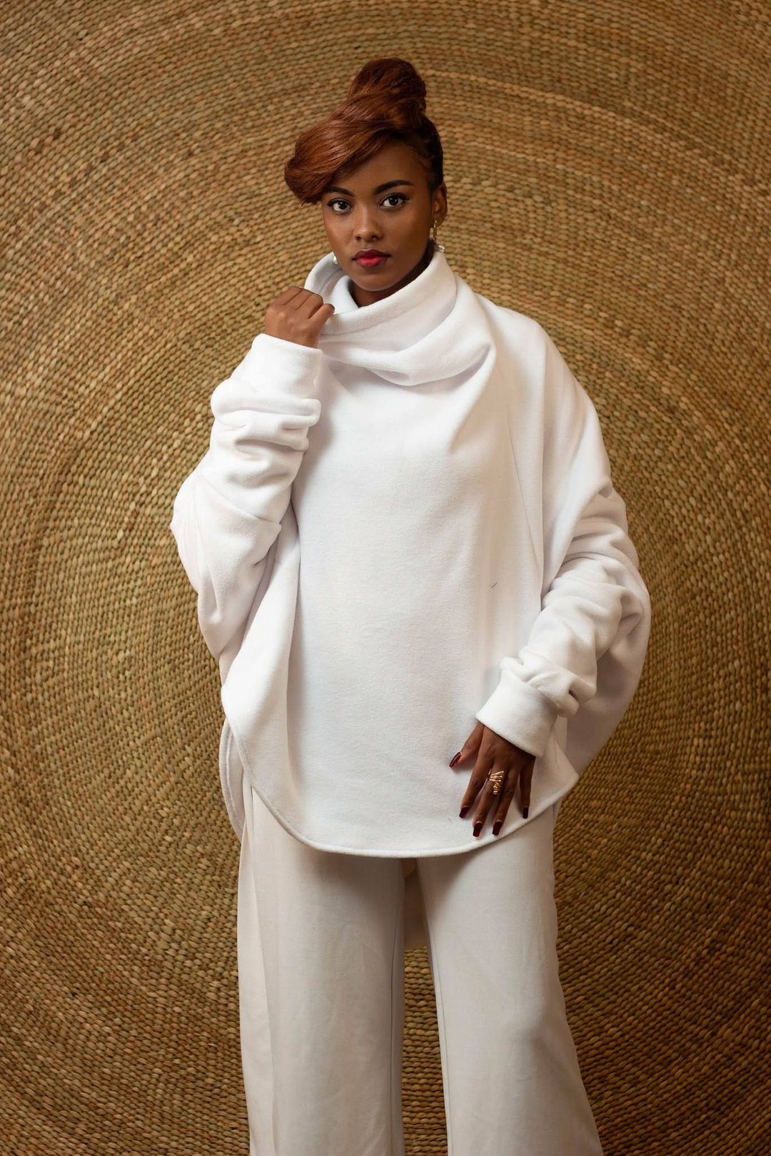 Ascili Snuggy Cardigan - White 