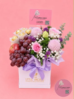 Small Fruits Box with Choc