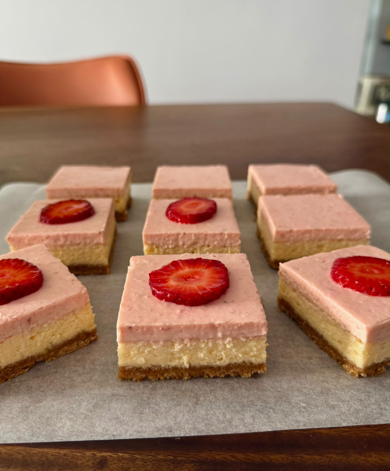 Strawberry Cheesecake Bars (1 pc)_0