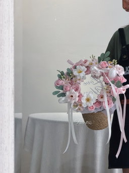 Round-Shaped Mirror Soap Flower Basket 