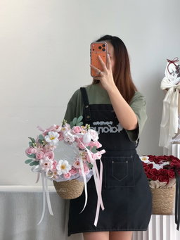 Round-Shaped Mirror Soap Flower Basket 
