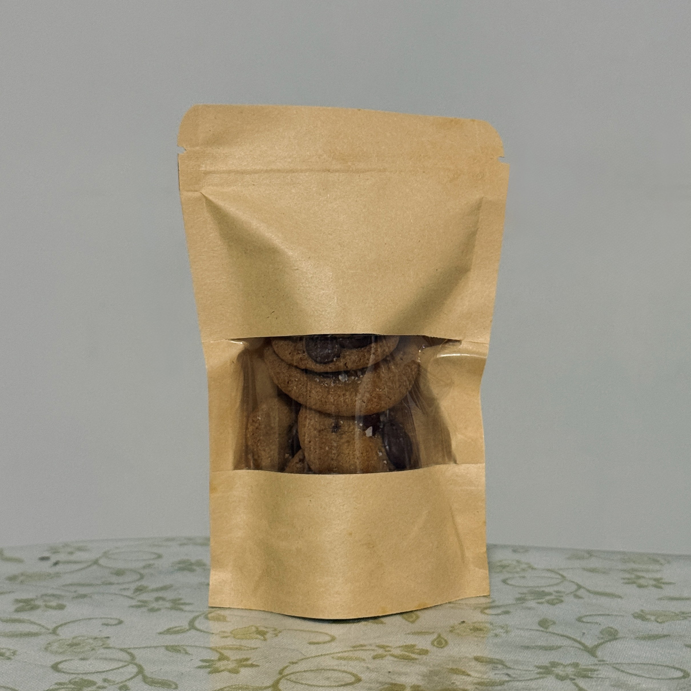 mini bags: chocolate chip cookies with himalayan pink salt