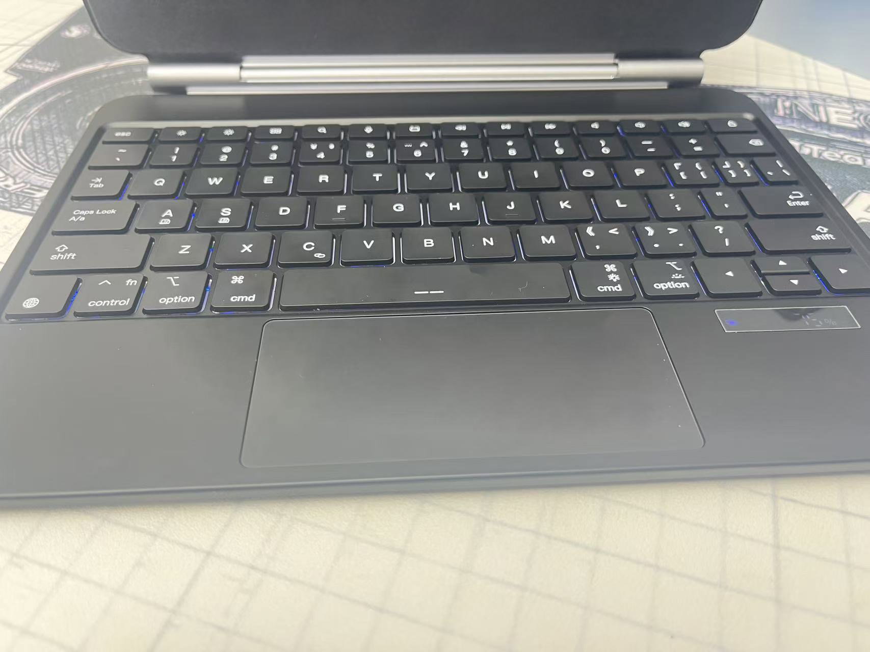 Magic Keyboard for iPad Air M2/M3gen 11 Inch_6
