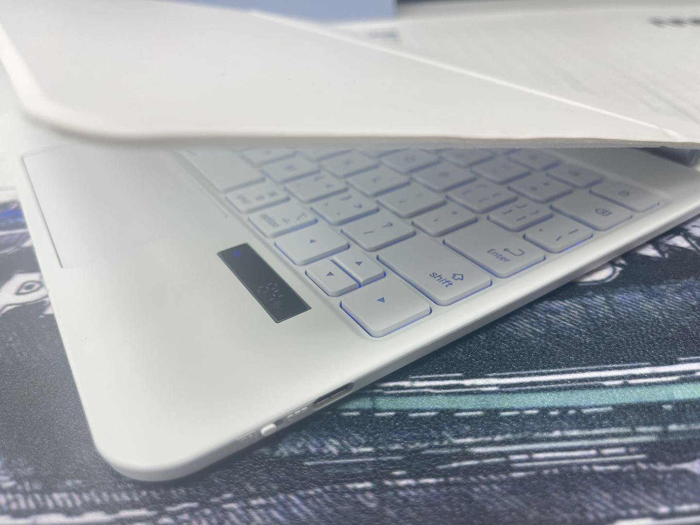 Magic Keyboard for iPad Air M2/M3gen 11 Inch_9
