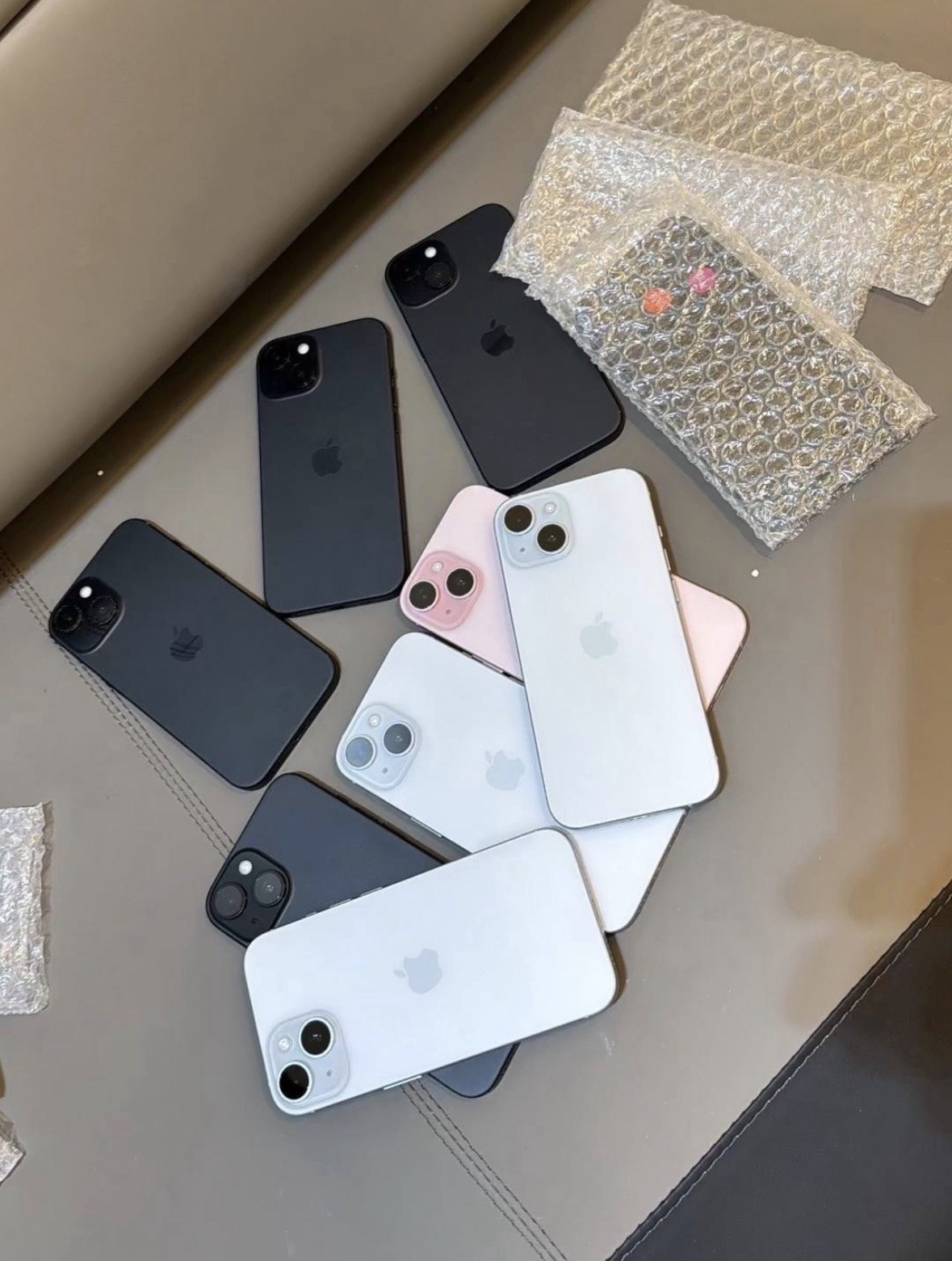 IPad mini & iPhone 15 _1
