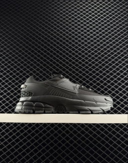 NIKE ZOOM VOMERO ROAM