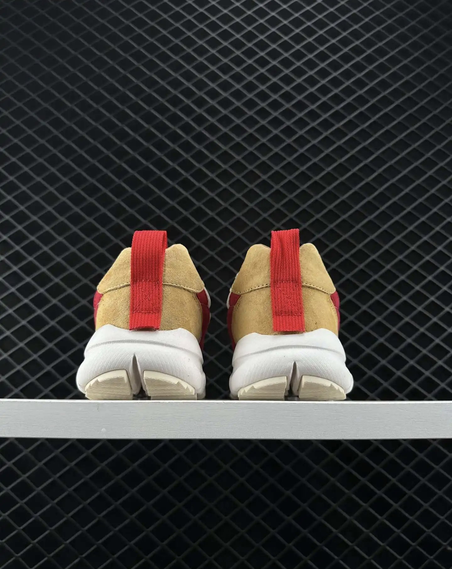 NikeCraft MARS YARD 2.0 x Tom Sachs “NASA” (2017)_4