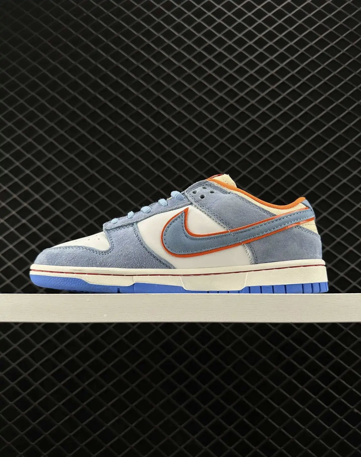 NIKE SB DUNK LOW x Katsuhiro Otomo “Steamboy Blue”_1