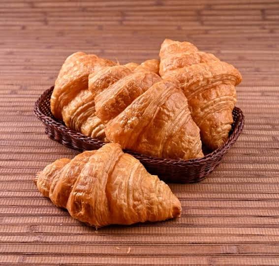 French Croissant 600gm