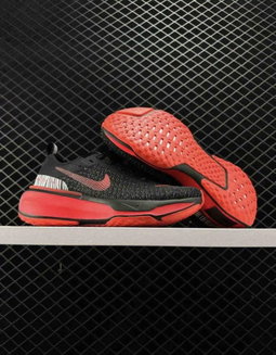 NIKE INVINCIBLE RUN 3 