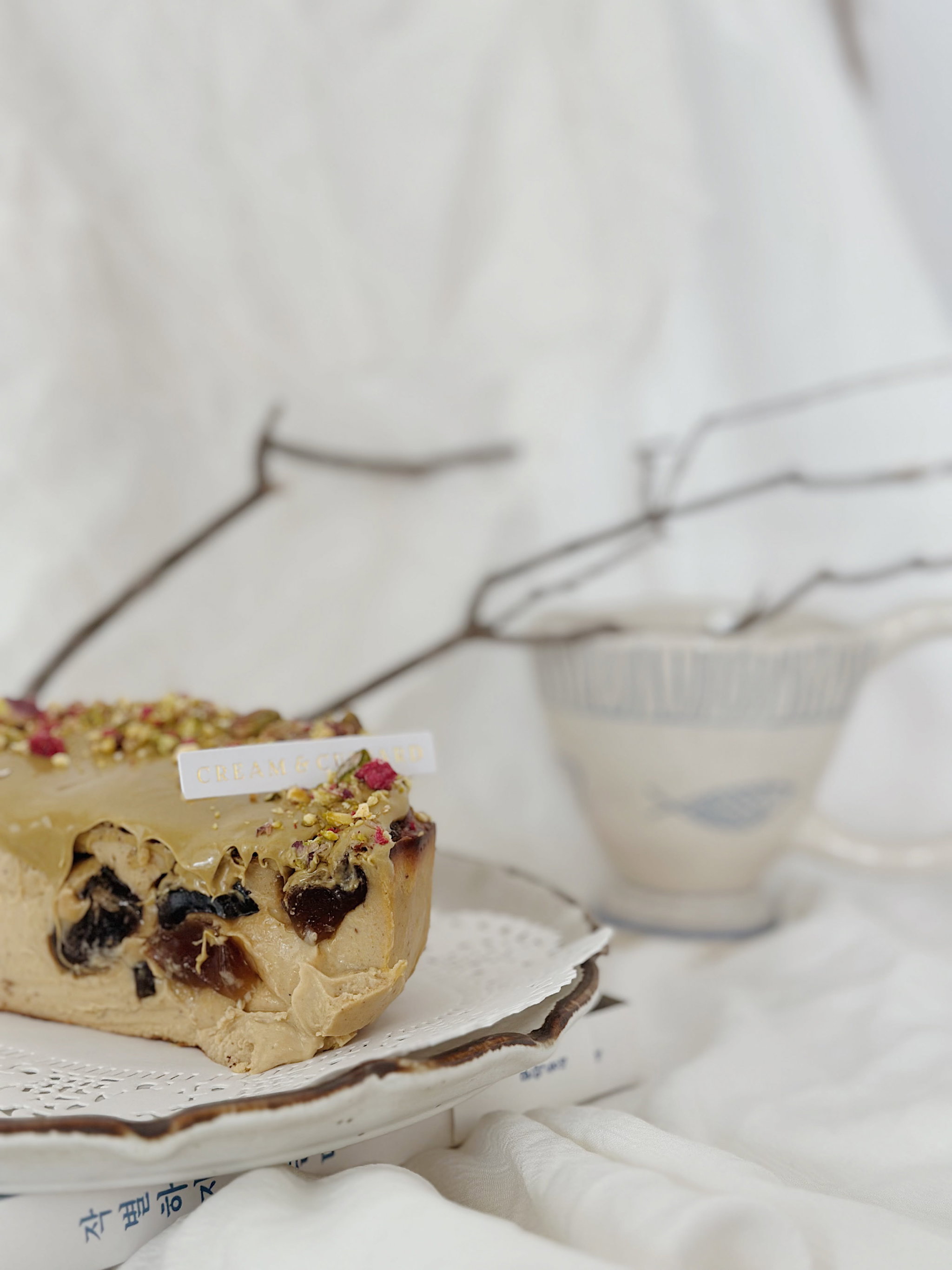 Pistachio Burnt Cheesecake with Brown Sugar Mochi_0
