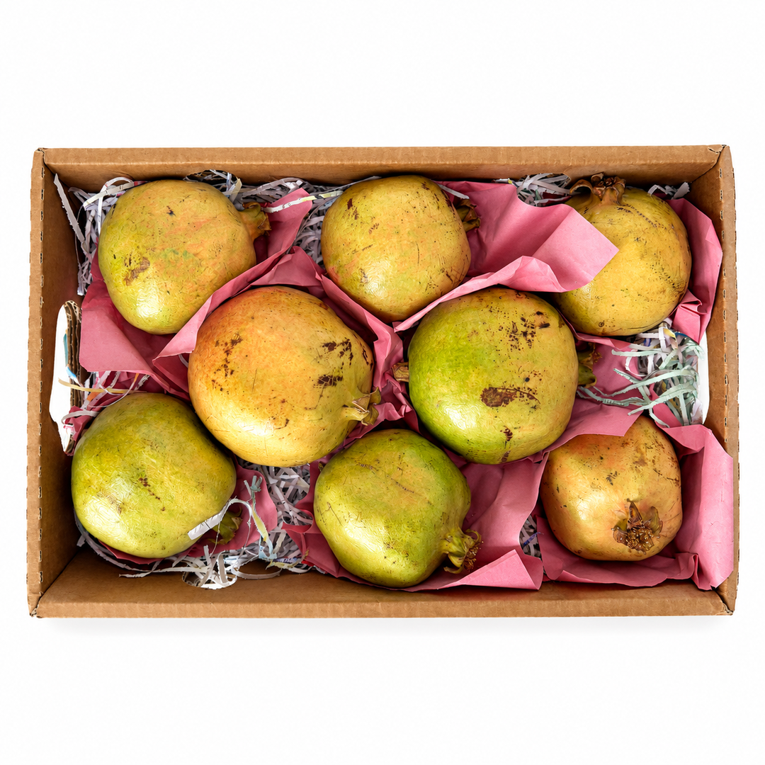 رمان – اليمن (تقريباً 2.7 كجم) / Pomegranate – Yemen (approx. 2.7kg)