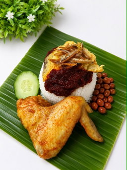 Nasi Lemak Fried Chicken