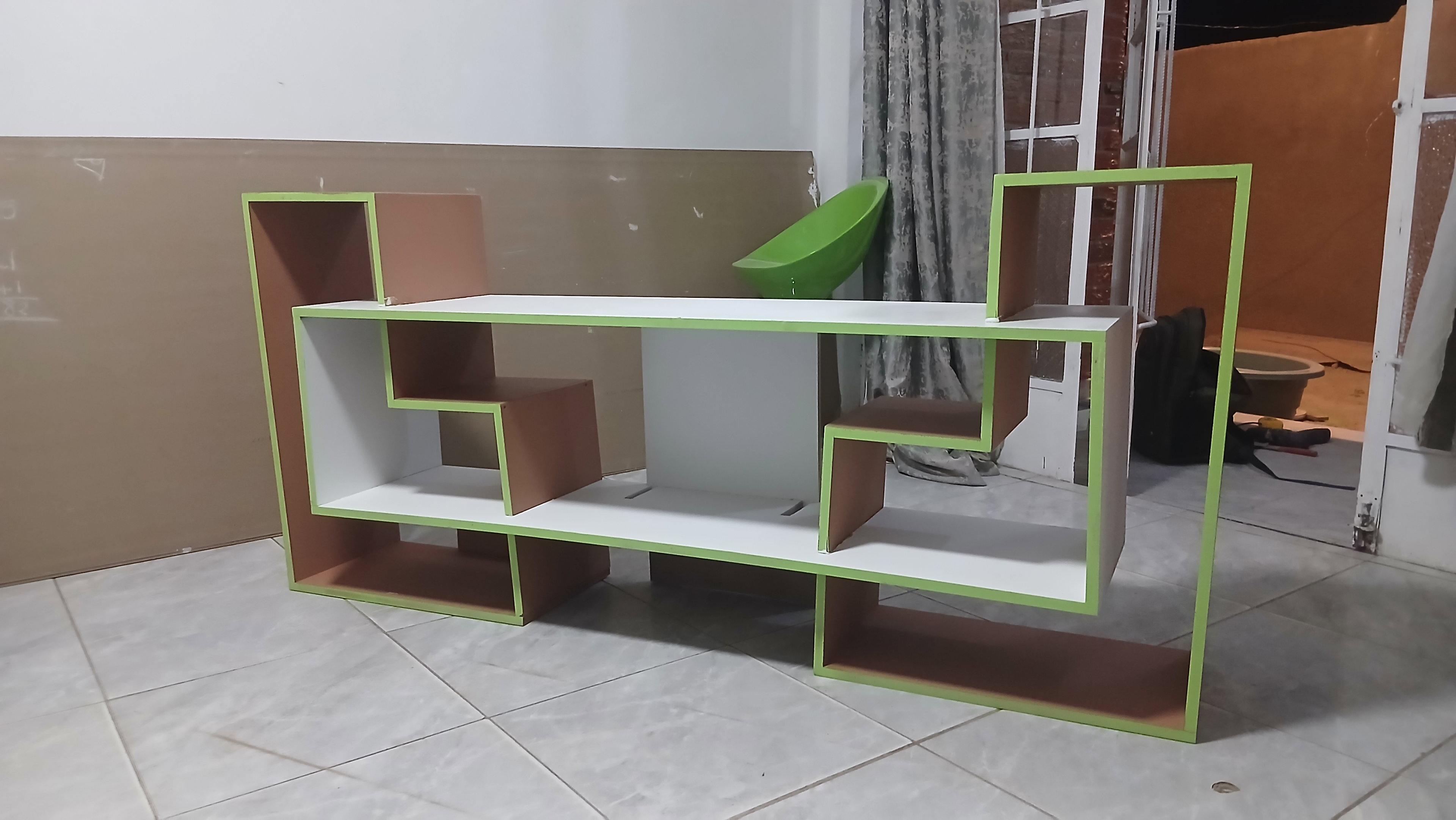 Tv stand