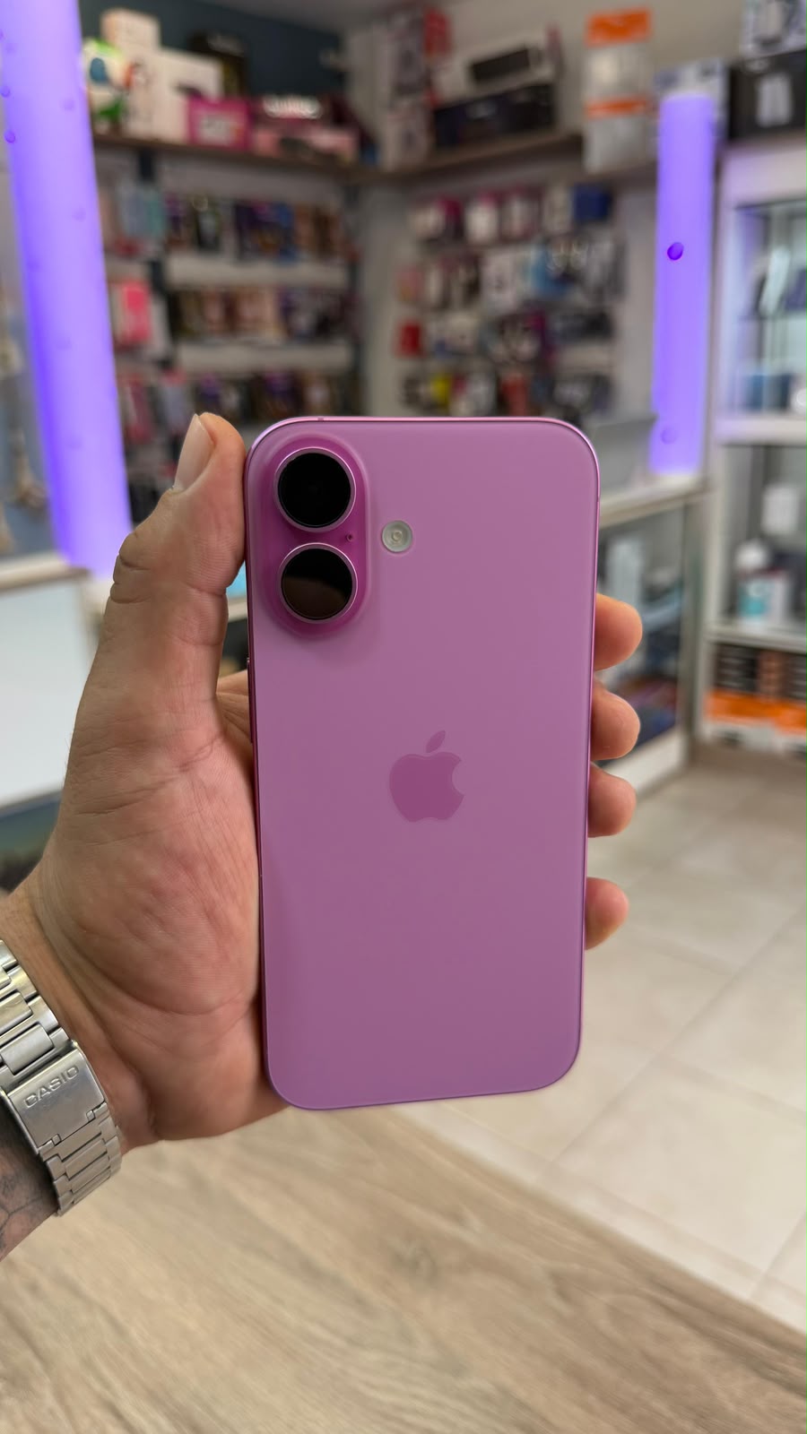 IPHONE 16 FUCSIA_0
