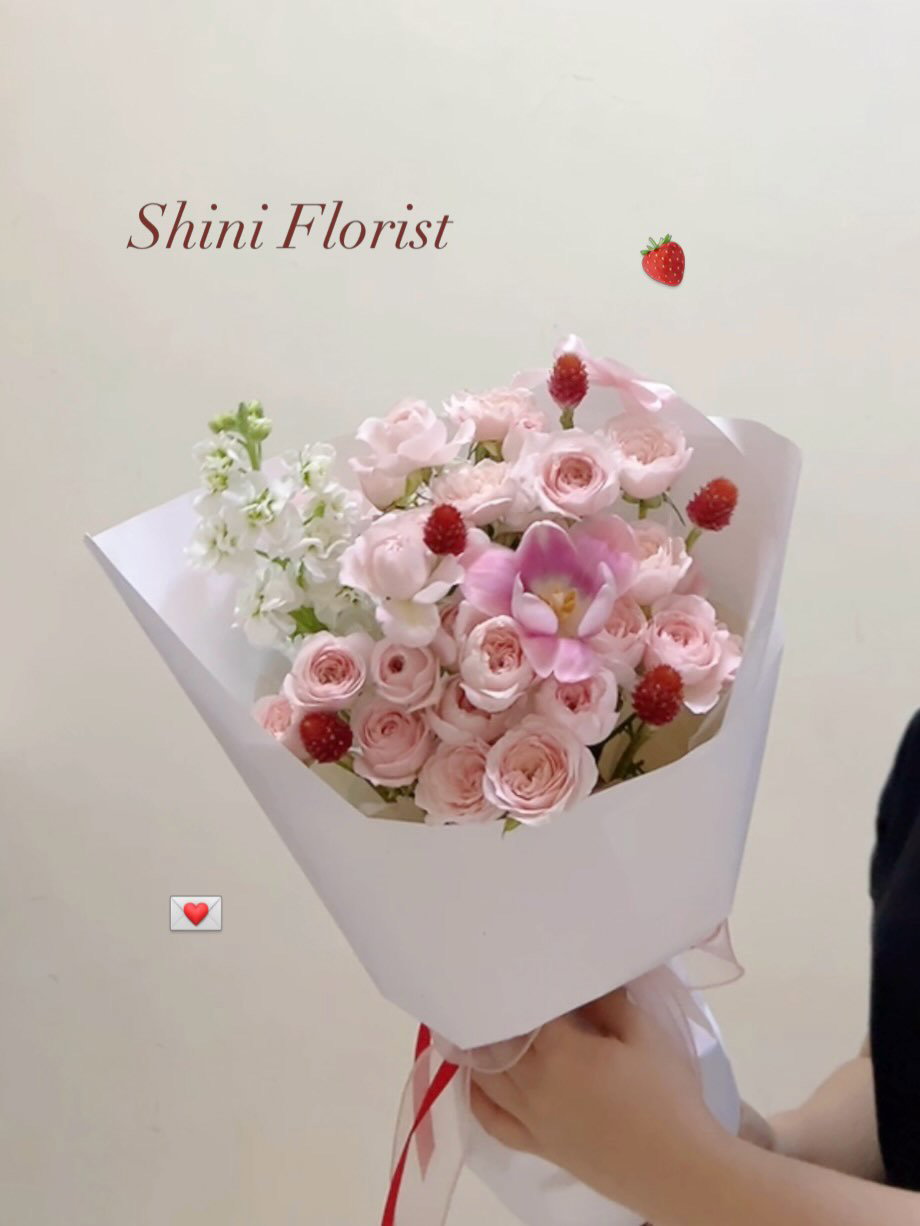 (Preorder) Strawberry Kiss_0