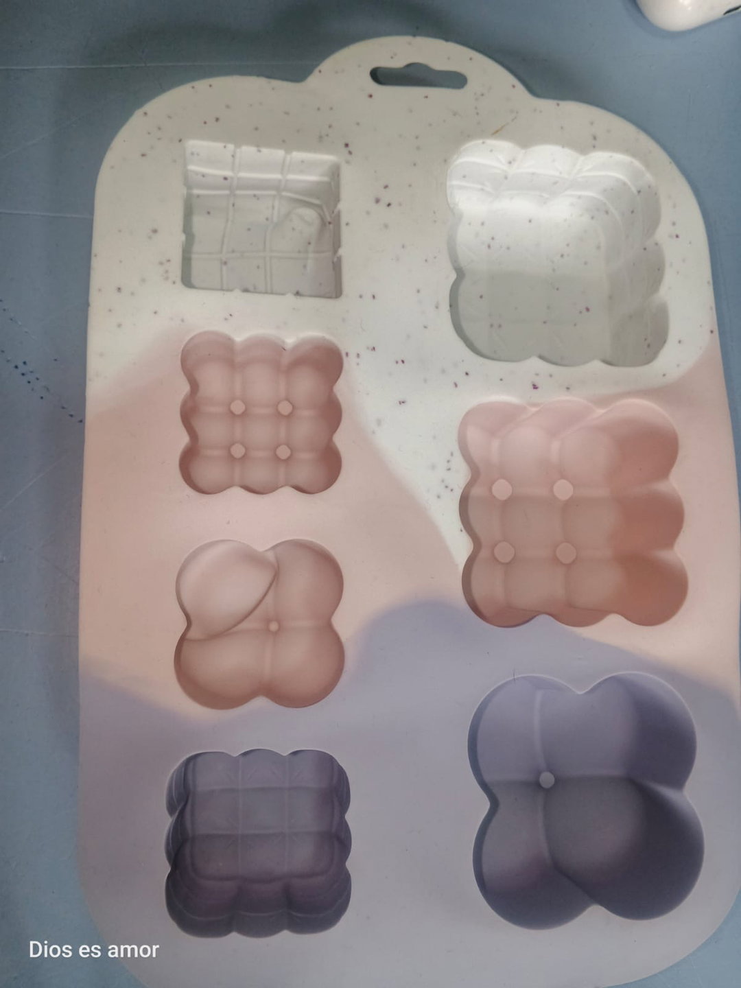 Molde figuras variadas 6 cavidades