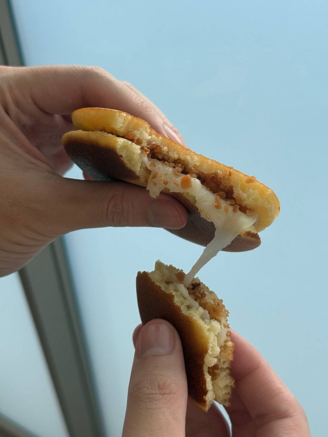 Crunchy Peanut Muahchee Dorayaki