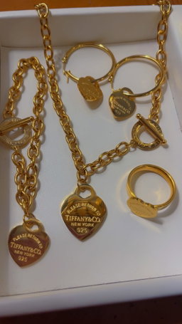 Tiffany Set