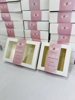 Donut Box of 6/ Boite Donut 6pcs 