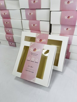Donut Box of 4/ Boite Donut 4pcs