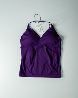 Twist Front Top